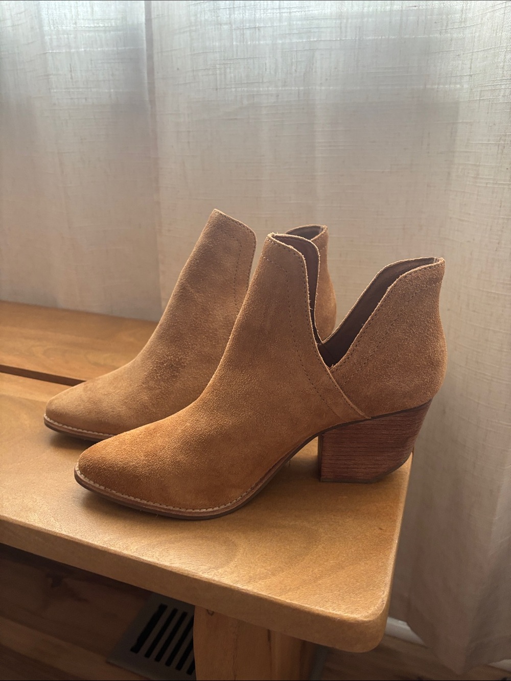 Matisse Tan Suede V-Cut Ankle Boots